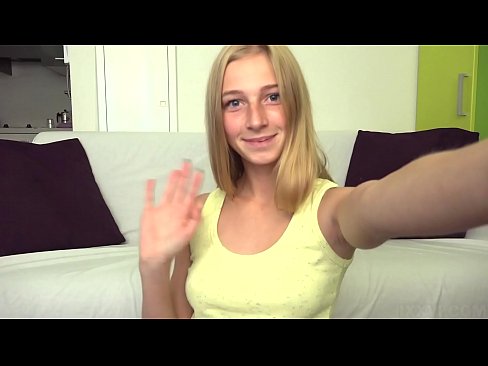 ❤️ Kiam mi enuas, mi pigre masturbas mian rozkoloran kuzon Seksofilmeto ĉe eo.3dhentaix.ru